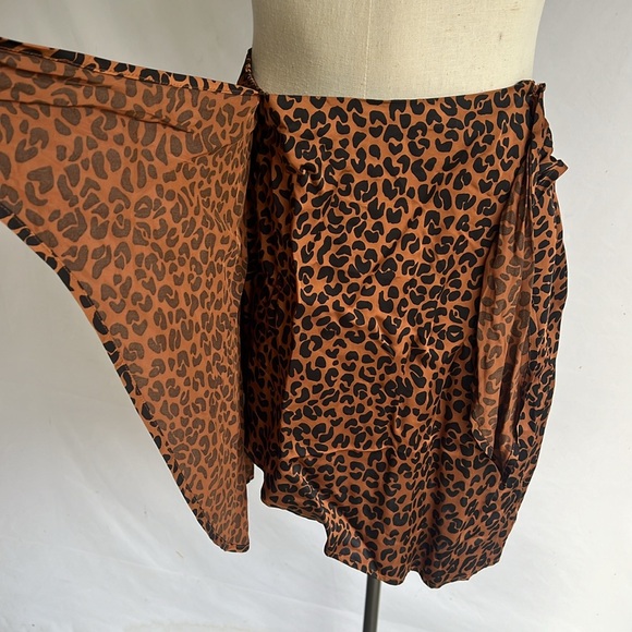 Good American Leopard Wrap Mini Skirt - Picture 5 of 7
